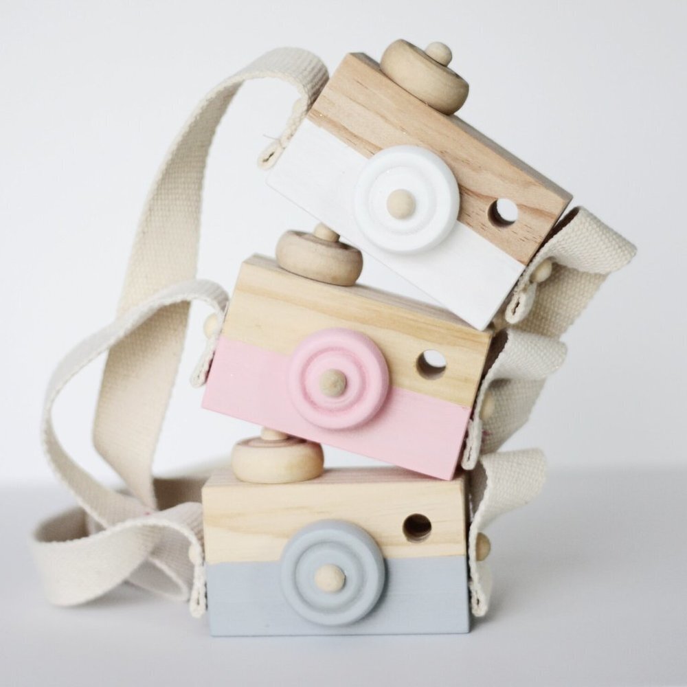 NEW Montessori Style Kids Wooden Toy Camera with Canvas Strap